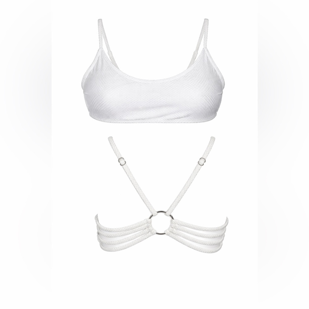 White Strappy Back Bralette 🤍 O-Ring Detail | SIZE LARGE | Hot Girl Minimal